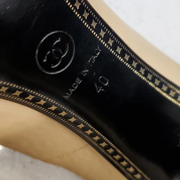 CHANEL platform pumps (sz EU 40 - US 9.5)